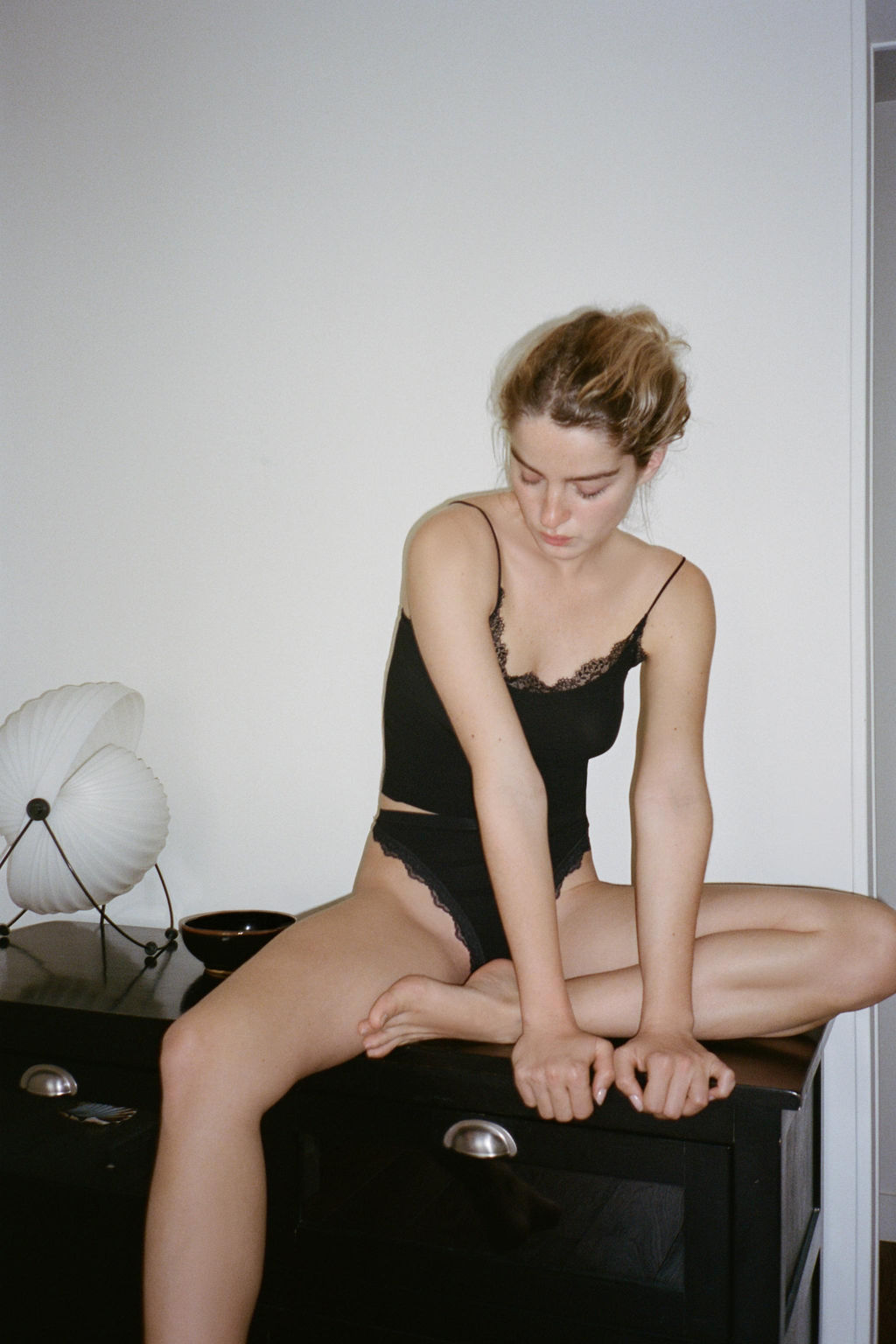 TANGA MEDIA ENCAJE / Negro