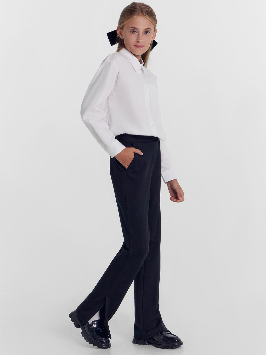 Брюки для девочек в черном цвете