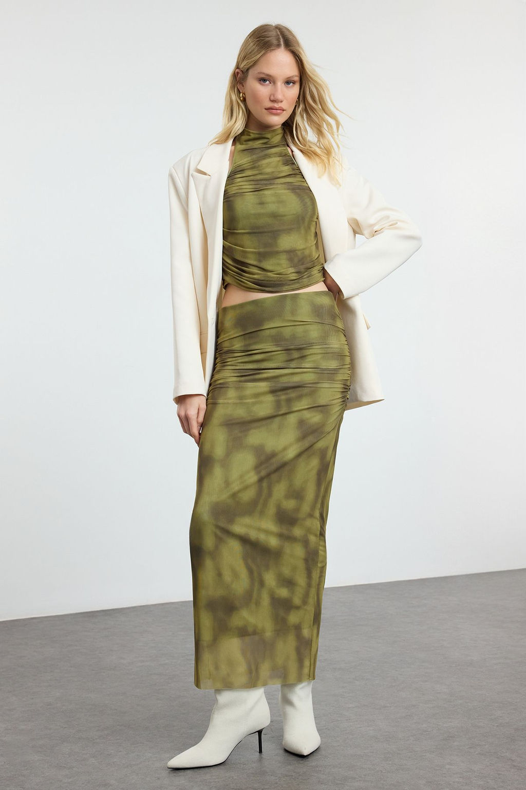 TRENDYOLMILLA Yesil Drapeli Maxi Tul Esnek Orme Etek TWOSS24ET00023  фото 2