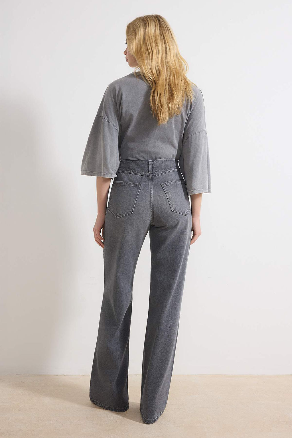 Gri Trok Detayl? Normal Bel %100 Pamuk Wide Leg Jeans TWOSS26JE00051 - Trendyolmilla фото 6