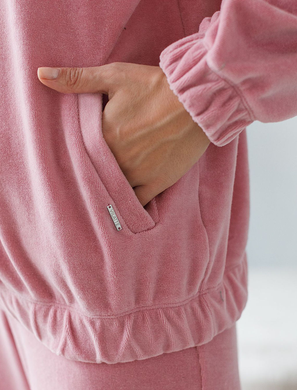 D49.053 Джемпер женский пепельная роза