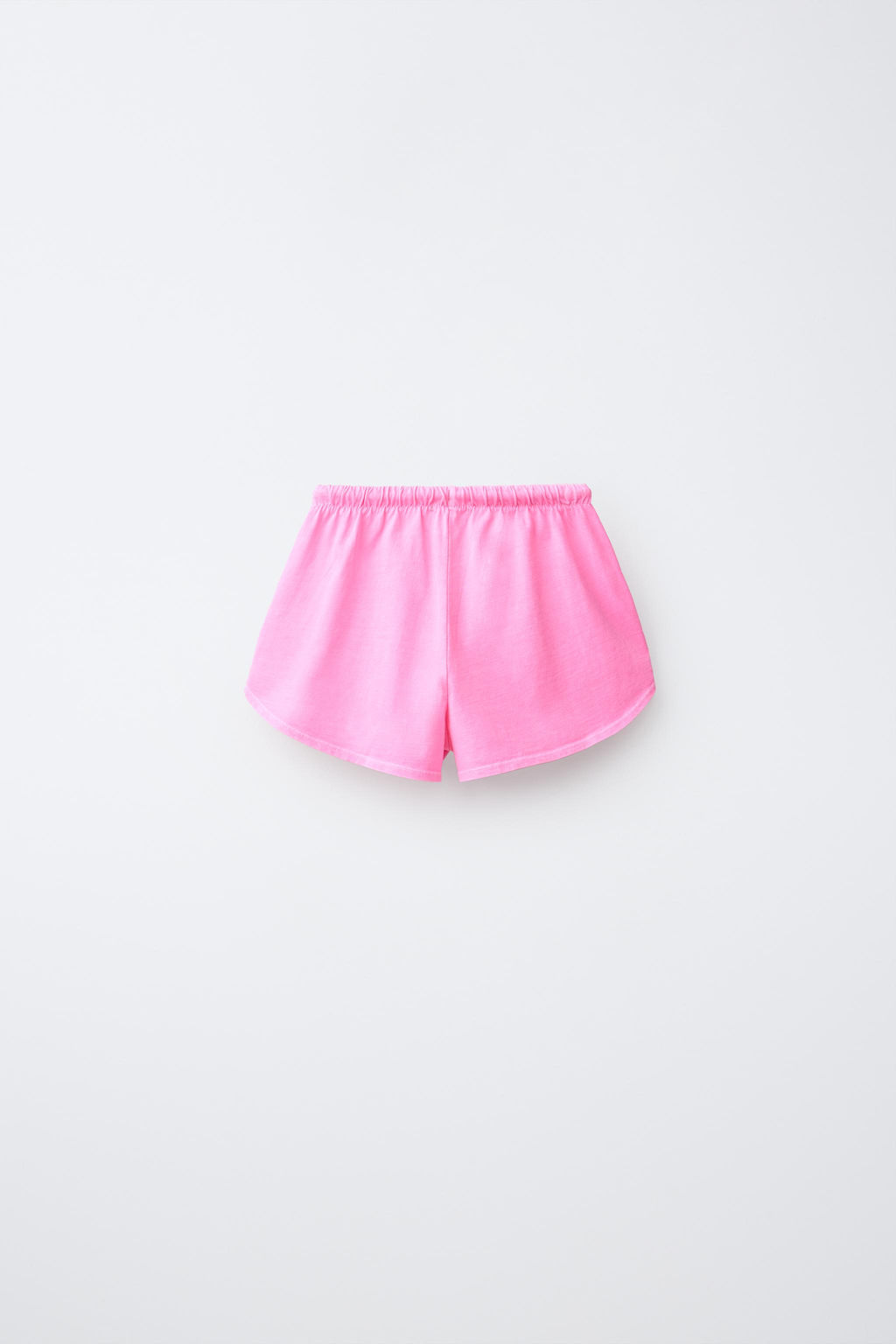 CONJUNTO JOGGING CAMISETA Y BERMUDA LISO / Rosa fl?or