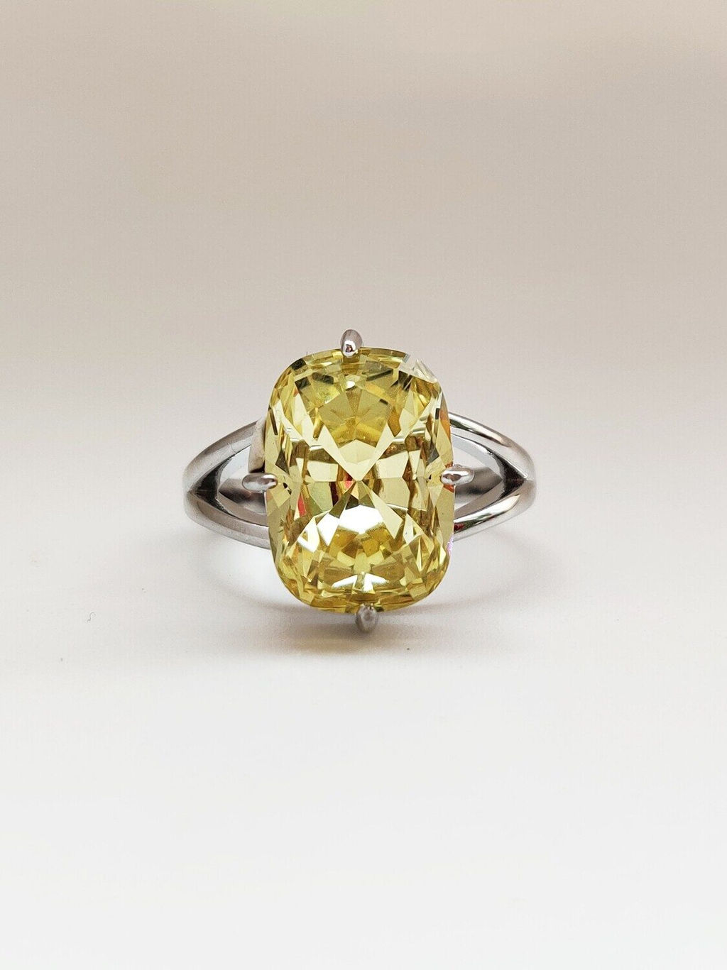 Кольцо "Рене"