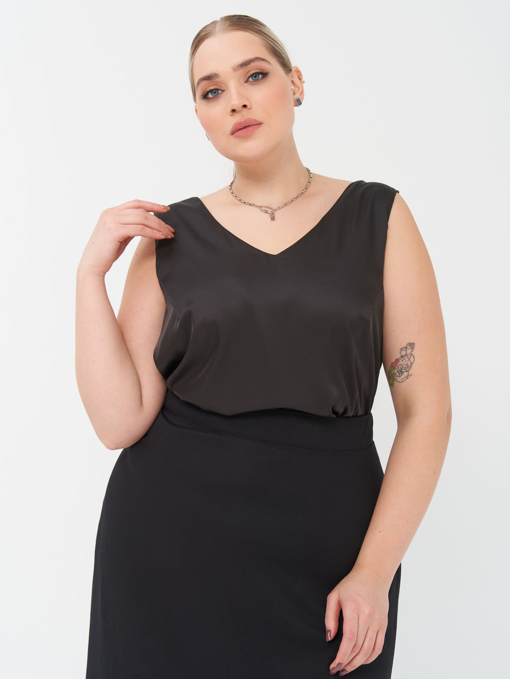Топ атласный MT10237BLK01 - Артесса фото 6