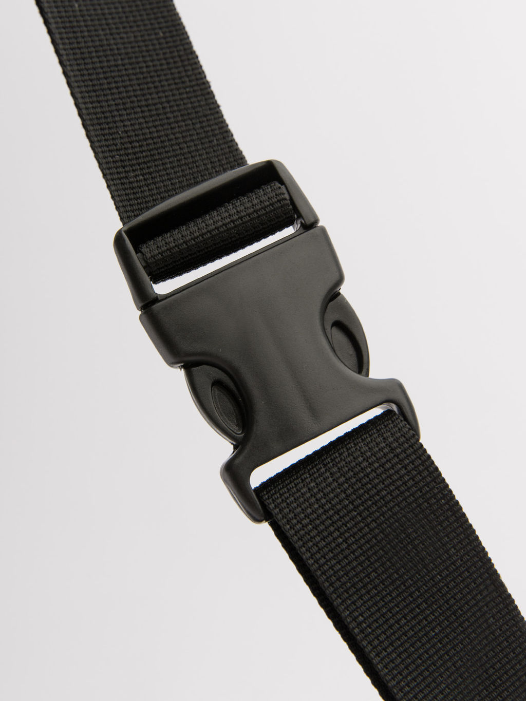 V48 000 02 Сумка поясная