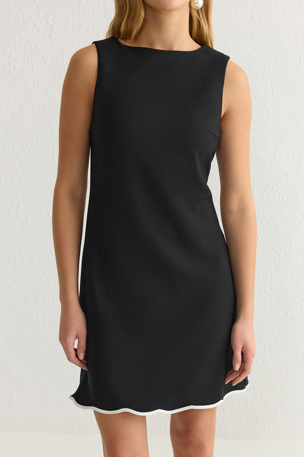 TRENDYOLMILLA Siyah Duz A Kesim Etegi Beyaz Serit Detayl? Mini Dokuma Elbise TWOSS25EL00270 фото 4