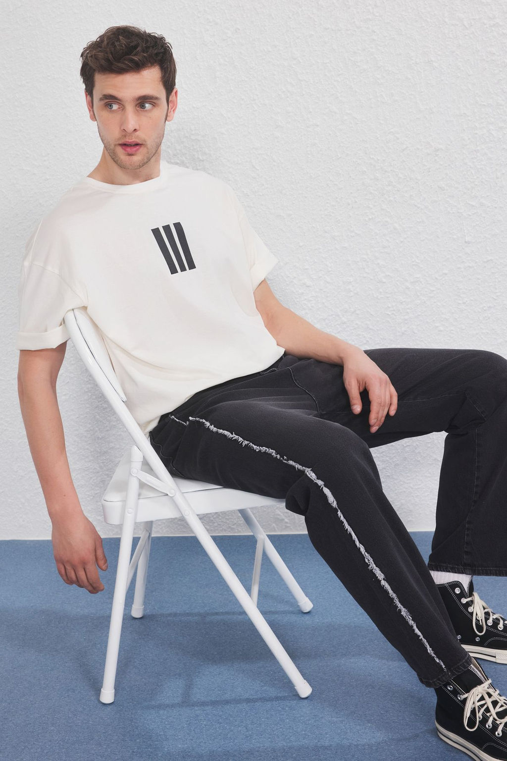 TRENDYOL MAN Ekru-Siyah Oversize/Genis Kesim 2li Paket Cizgi Bask?l? %100 Pamuk T-Shirt TMNSS25TS00210 - Trendyolmilla фото 3