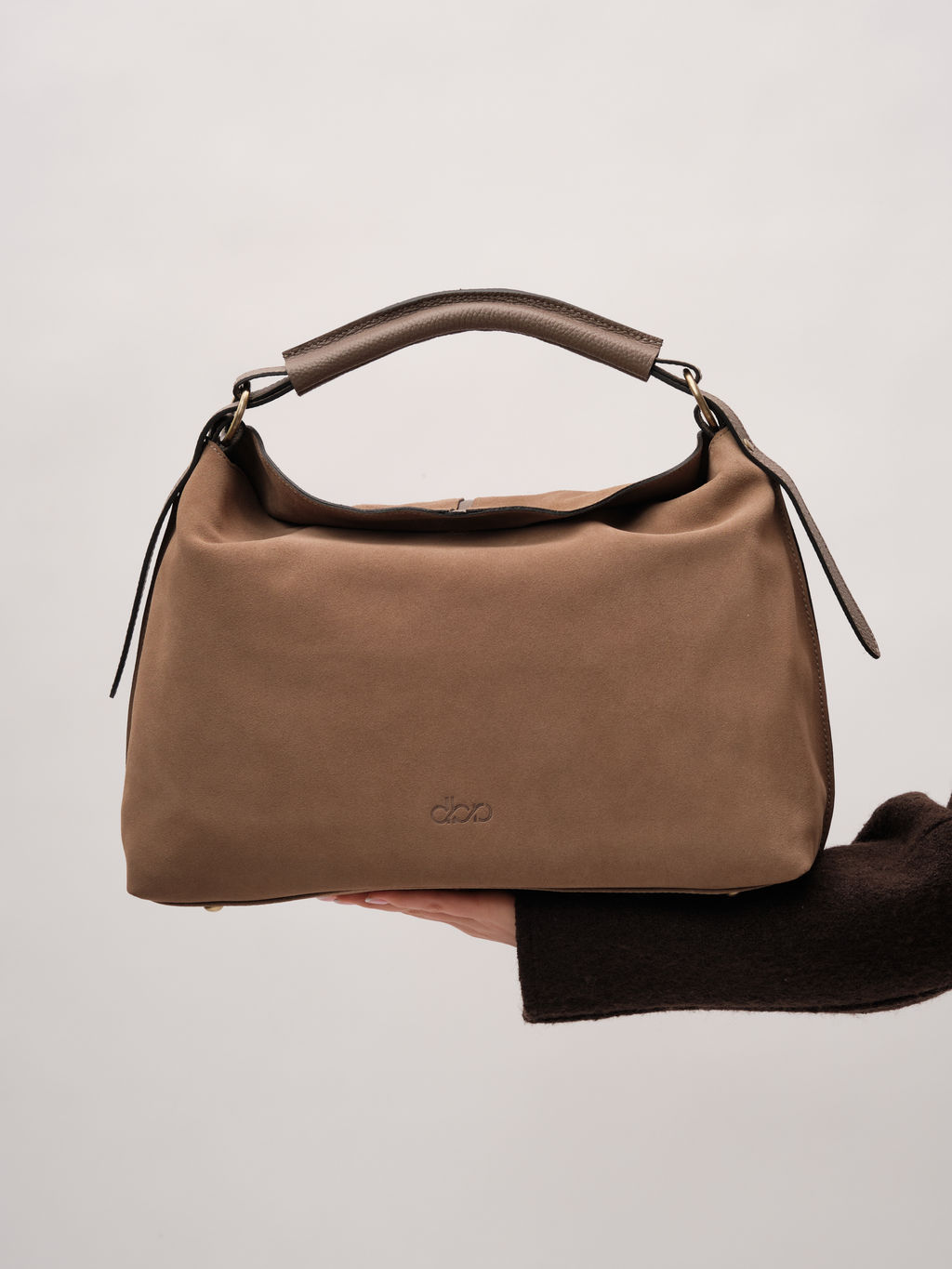 Замшевая сумка Andrea DBR 31374 серо-коричневый  фото 2