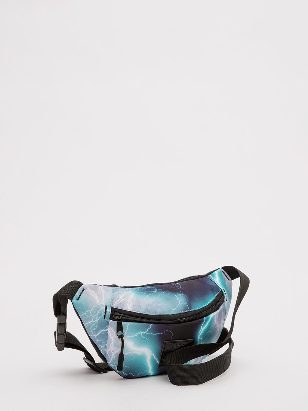 V48 401 218 Сумка поясная