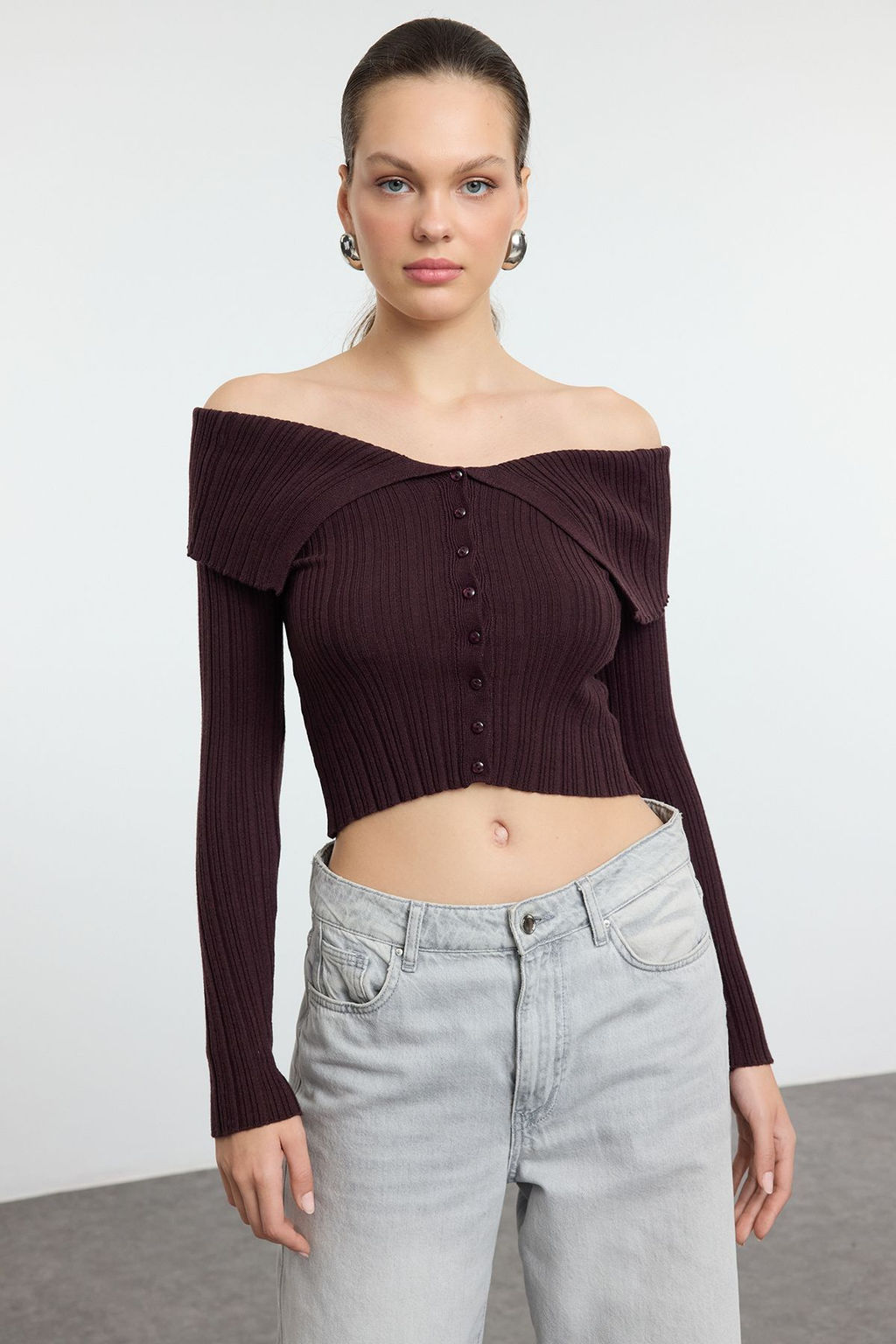 Koyu Kahverengi Crop Premium Iplik/Ozel Iplik Fitted/Vucudu Saran Triko H?rka TWOAW25HI00095