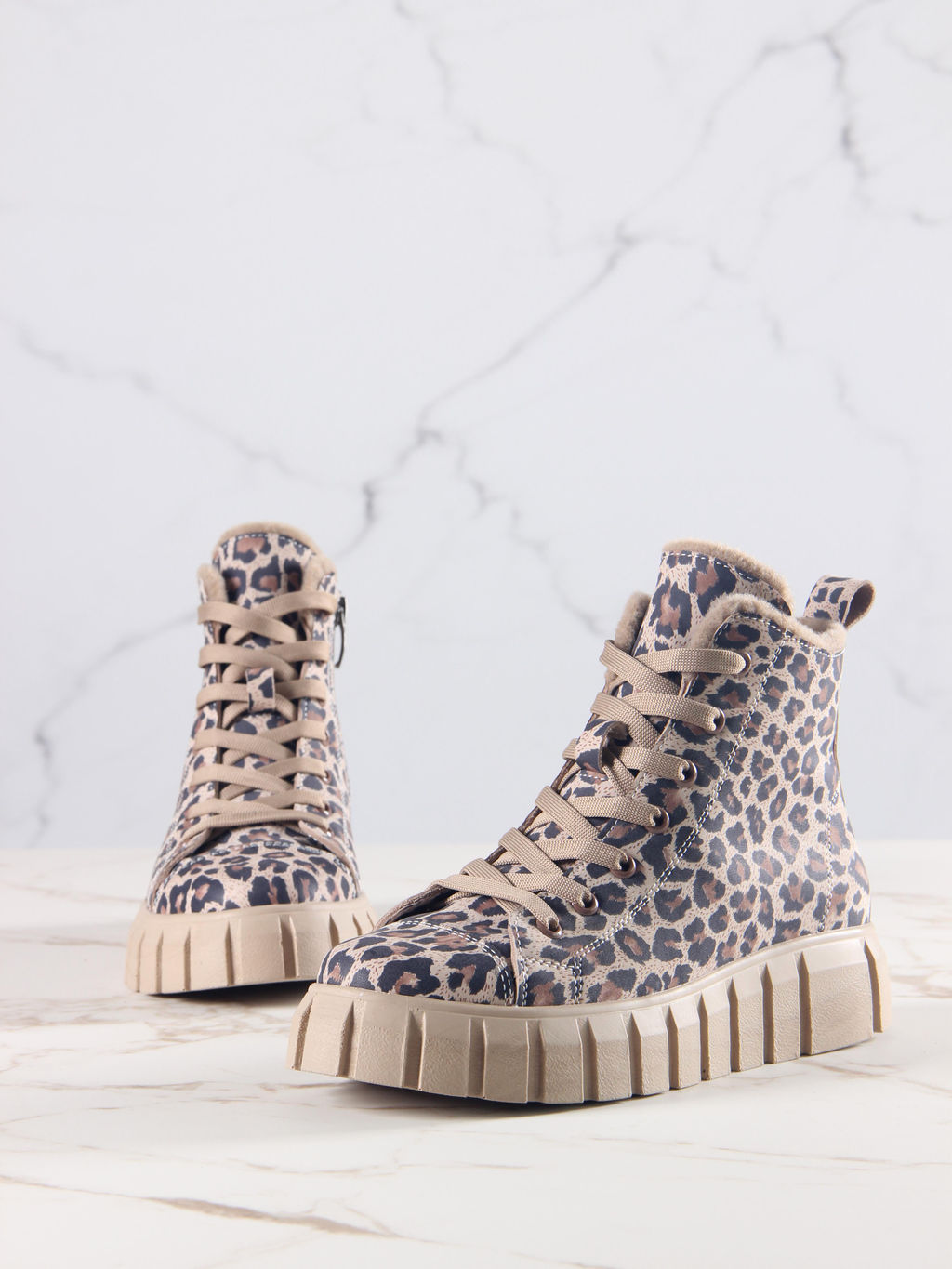 Ботинки 217.91505be.Бежевый леопард/мех