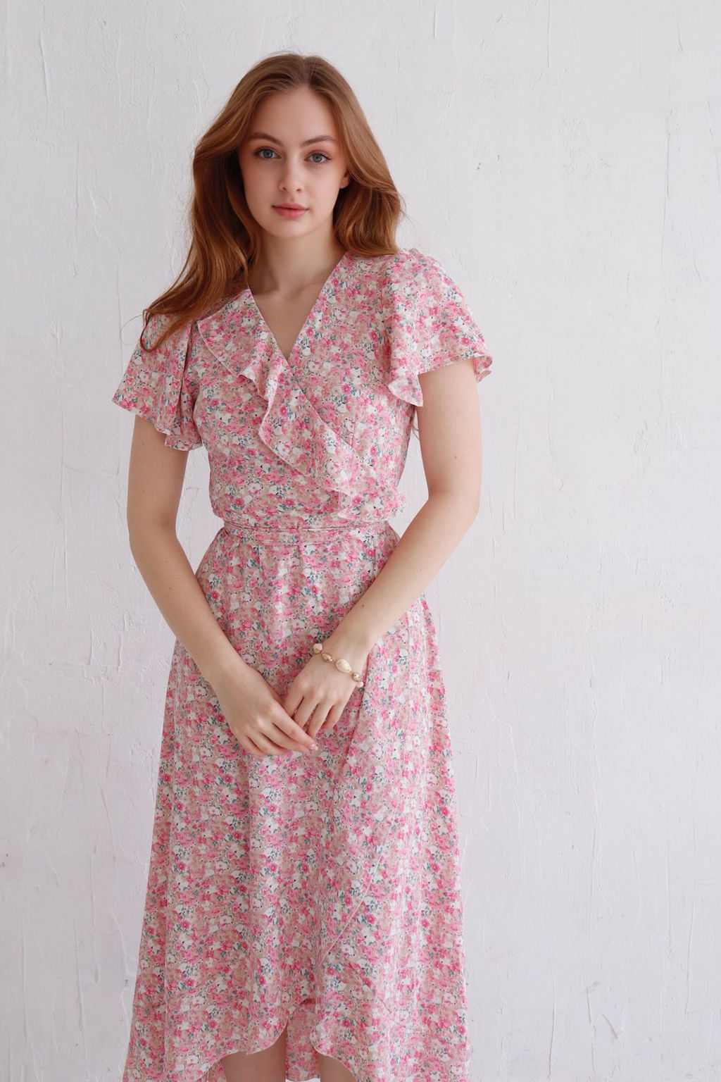 12302 Платье с запахом бело-розовое в цветочек - Martichelli фото 5