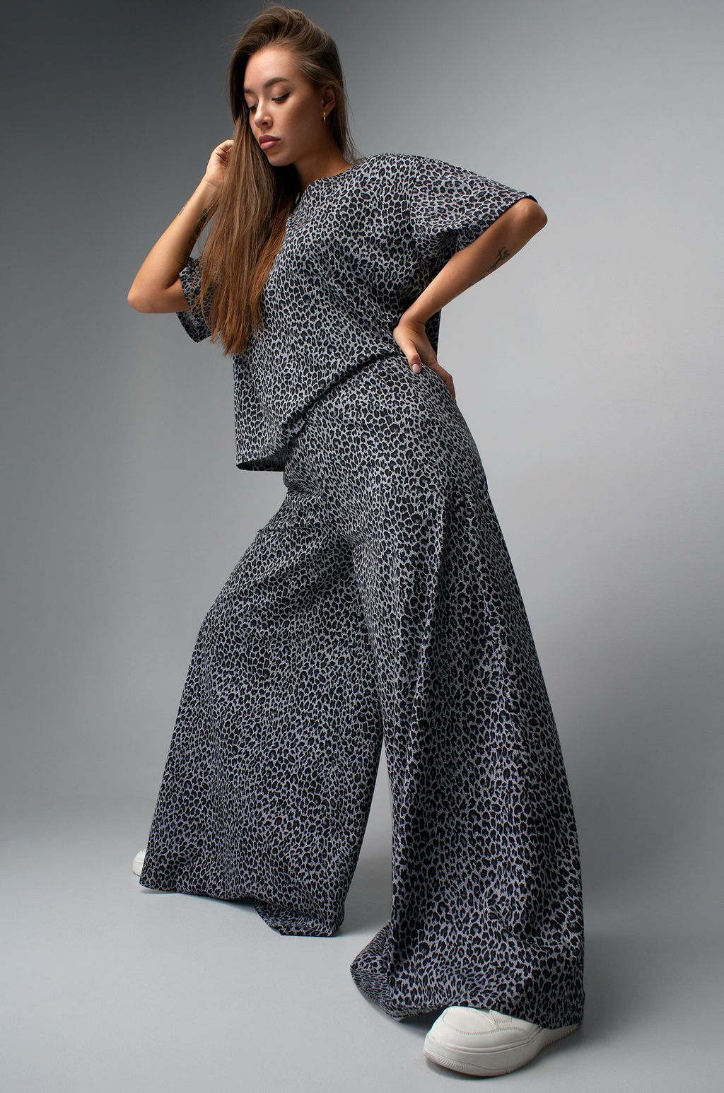 Женский костюм с широкими брюками Happyfox  фото 5