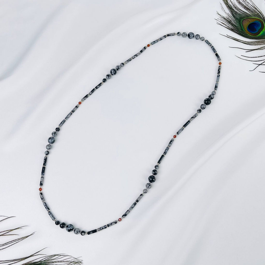 Колье из снежного Обсидиана и Граната (Спессартин) 82 см