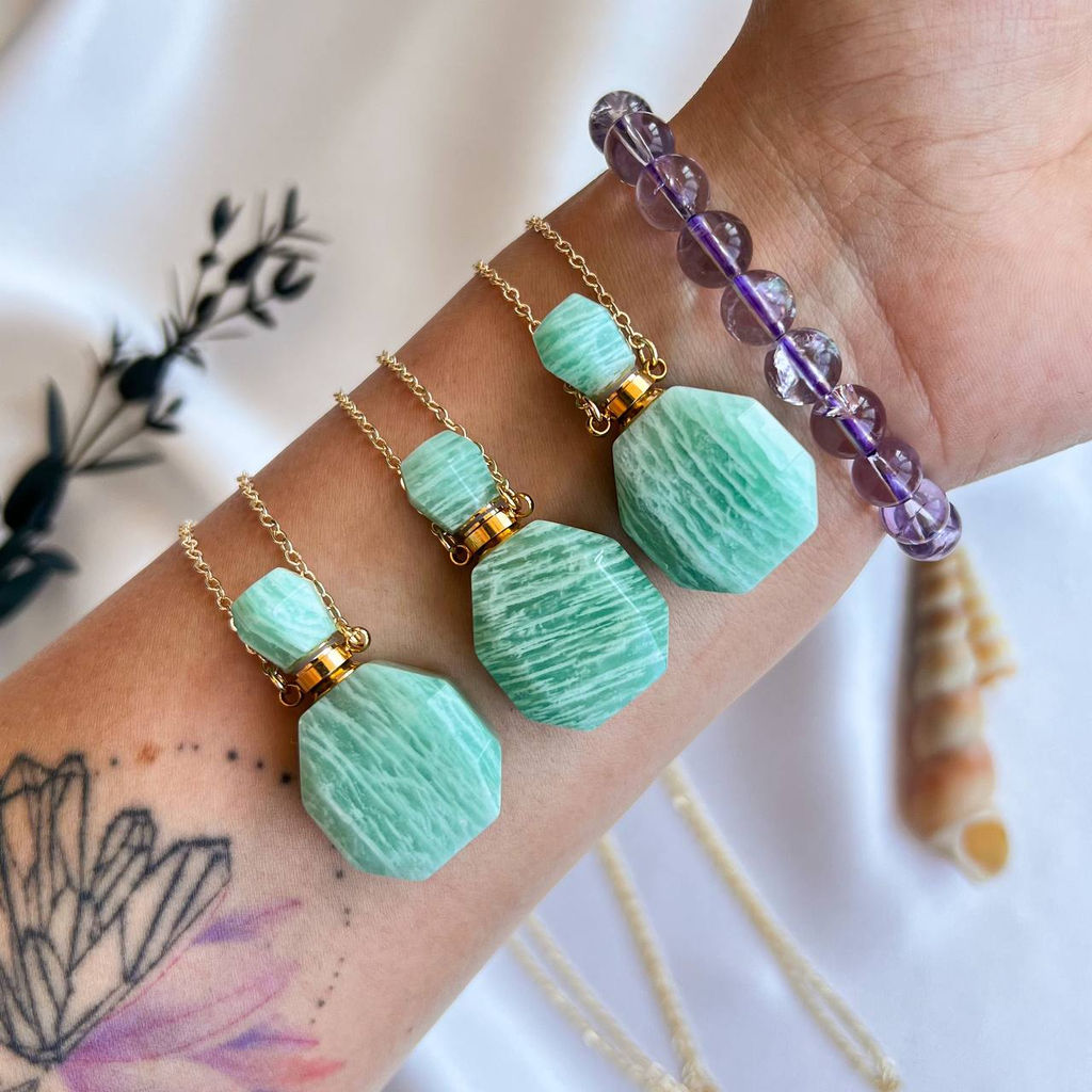 Кулон "Флакон" на цепочке из Амазонита