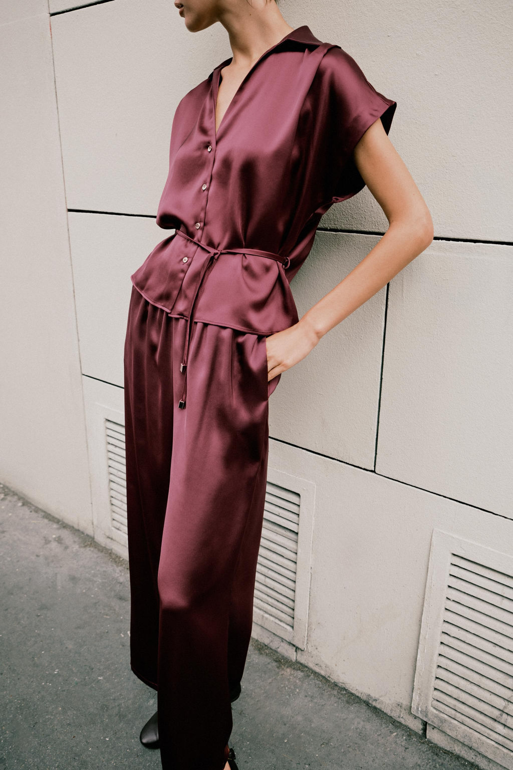 HIGH-WAIST SLIM TROUSERS - Zara фото 3