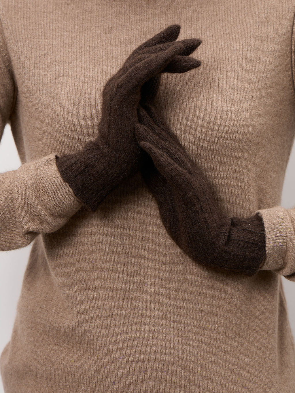 Перчатки из пуха яка UL темно-коричневые