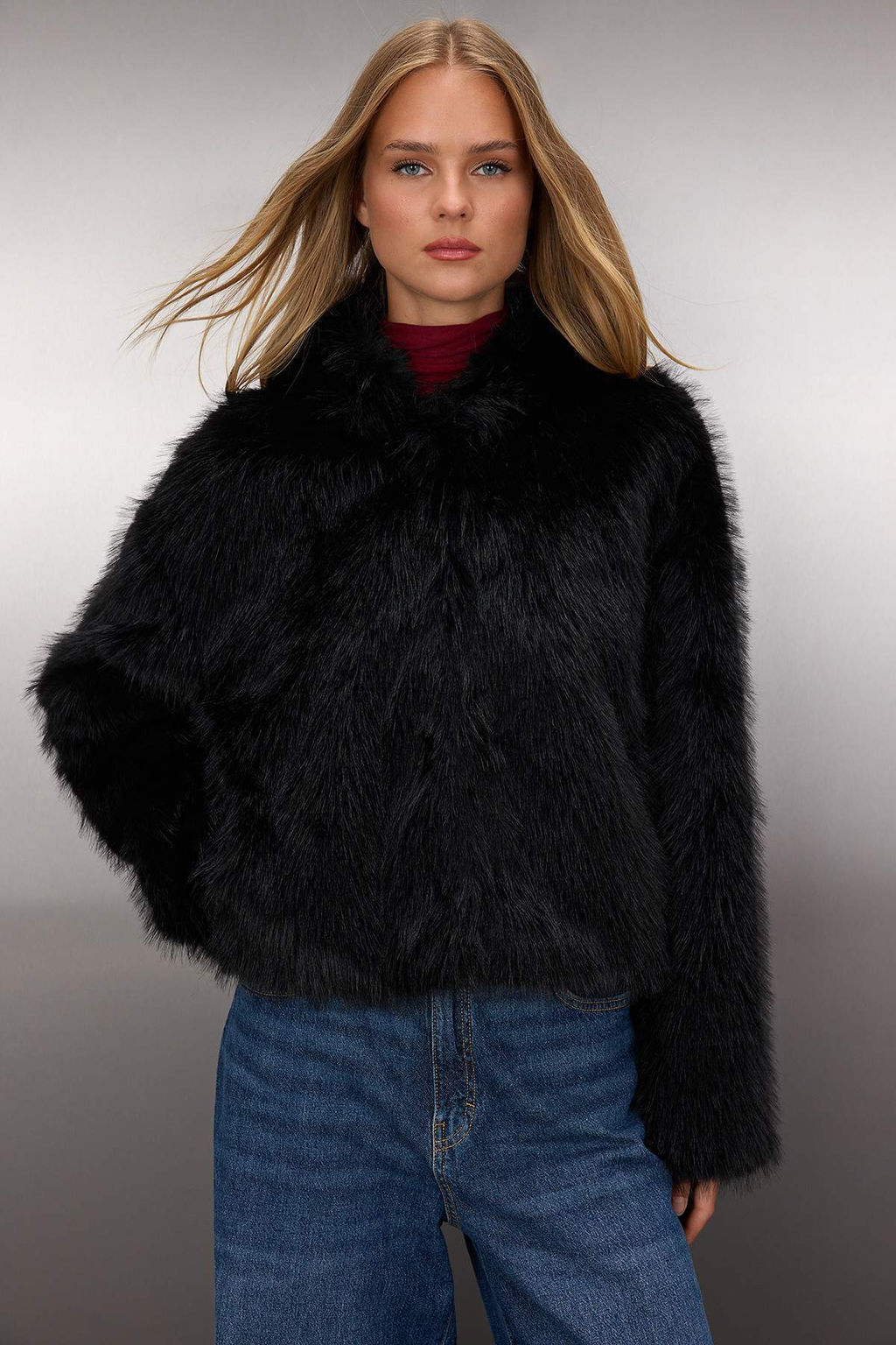 Siyah Oversize Kal?p Kapusonlu Kurk Mont TWOAW26MO00025