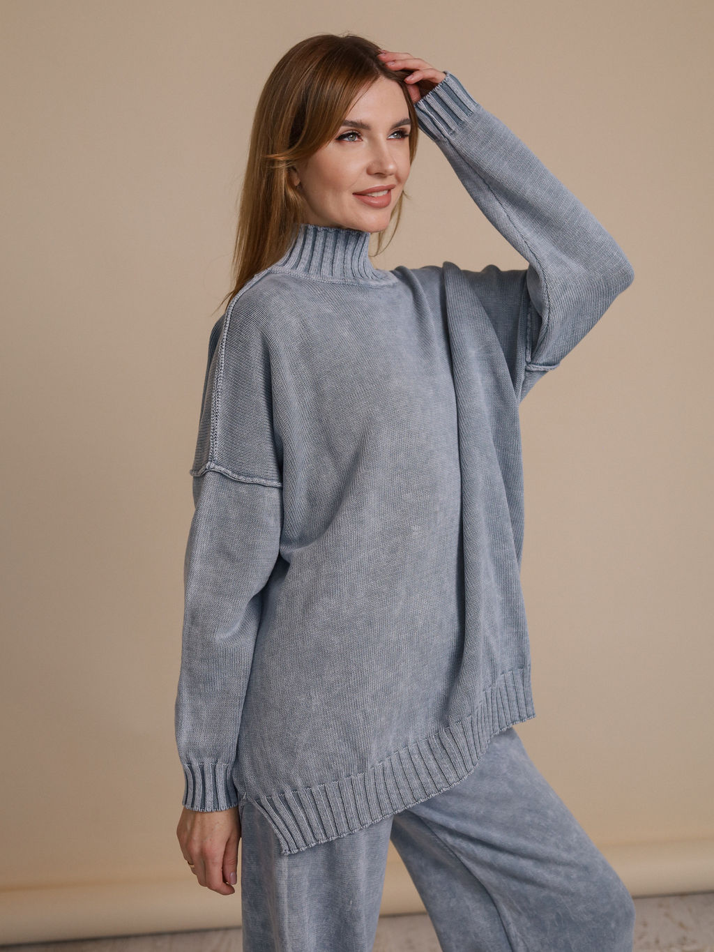Костюм вязаный женский VARENKA, серый - Inzibe фото 2