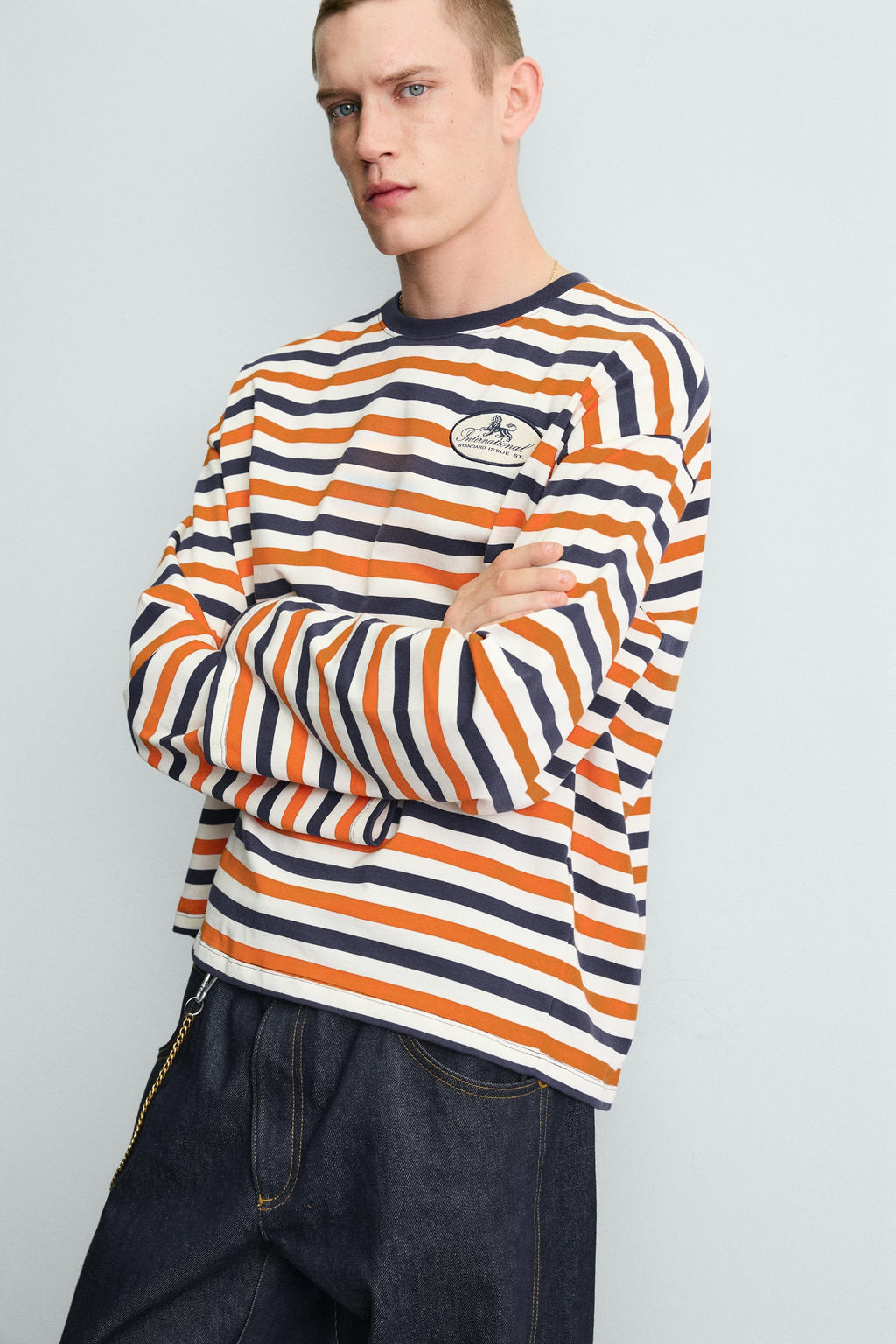 CAMISETA JACQUARD RAYAS PARCHE / rayas