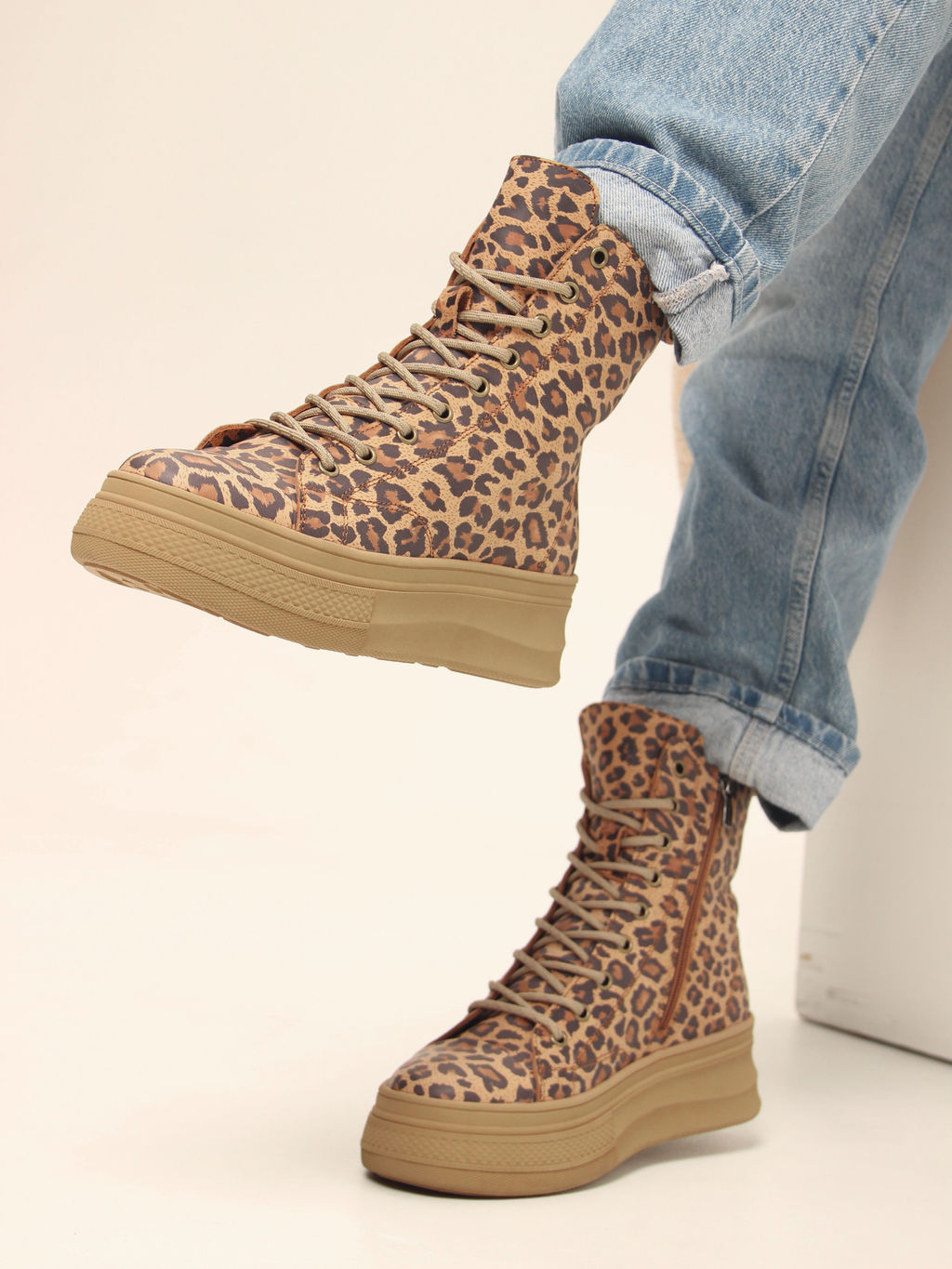 Ботинки 215.warmbr.Коричневый леопард/мех