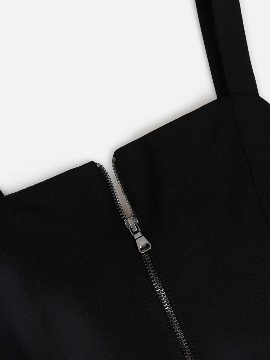 ACOOLA / Жилет детский для девочек Sumah черный  фото 5