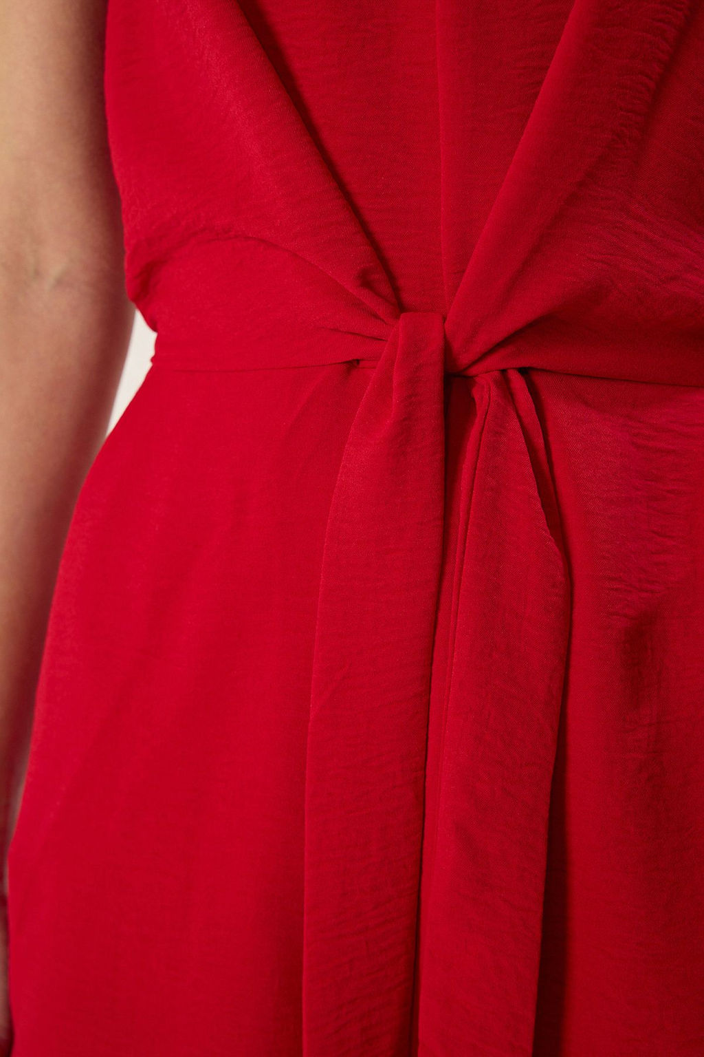 TRENDYOLMILLA Siyah Baglama Detayl? Ask?l? Mini Dokuma Tulum TWOSS22TU0300  фото 4