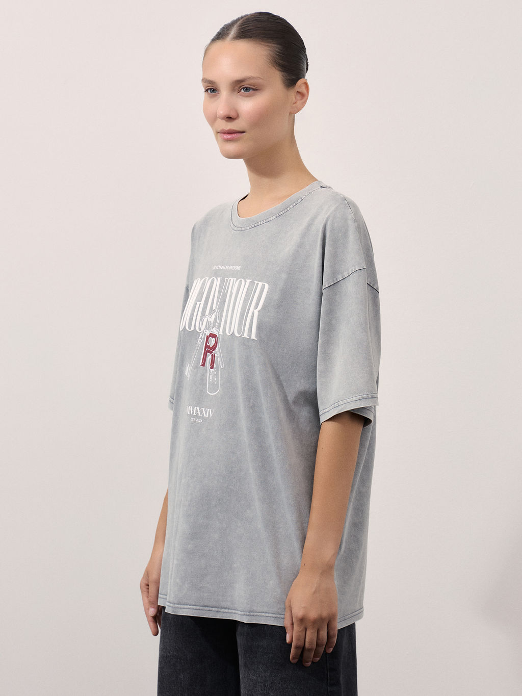 Оверсайз футболка с эффектом стирки и принтом / Zarina  фото 6