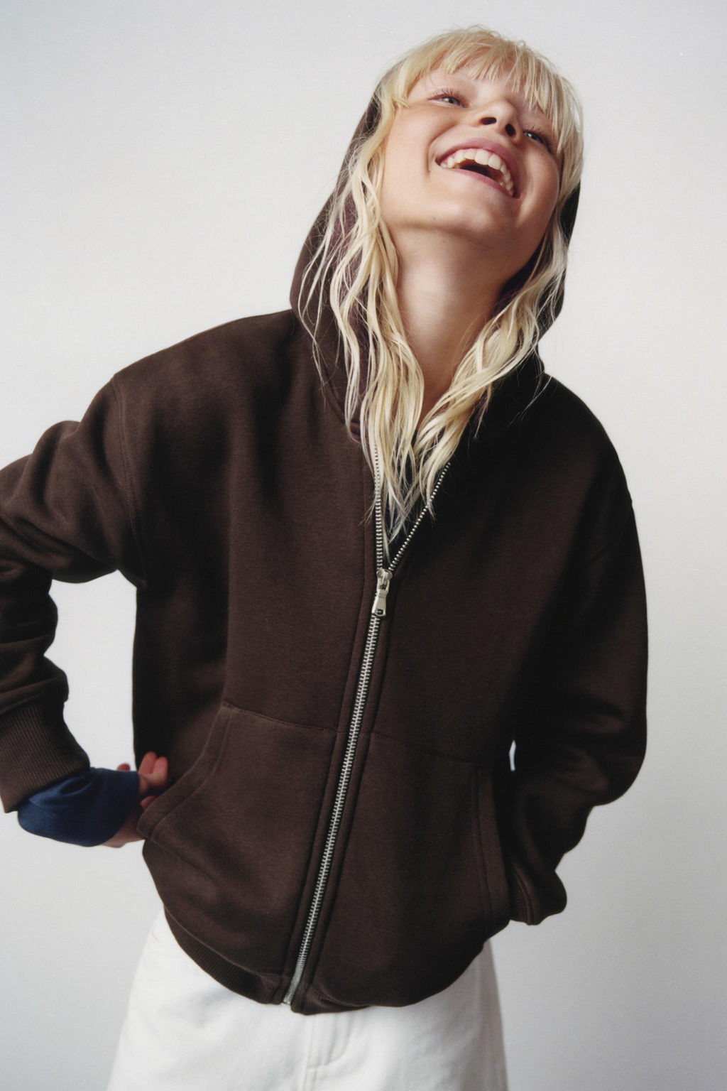 BASIC ZIP-UP HOODIE - Zara фото 5