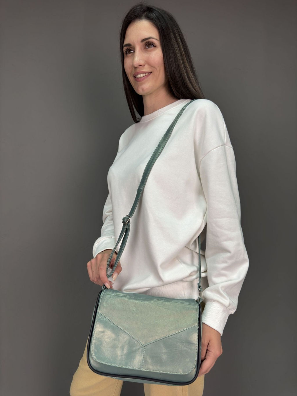 Сумка женская из телячьей кожи