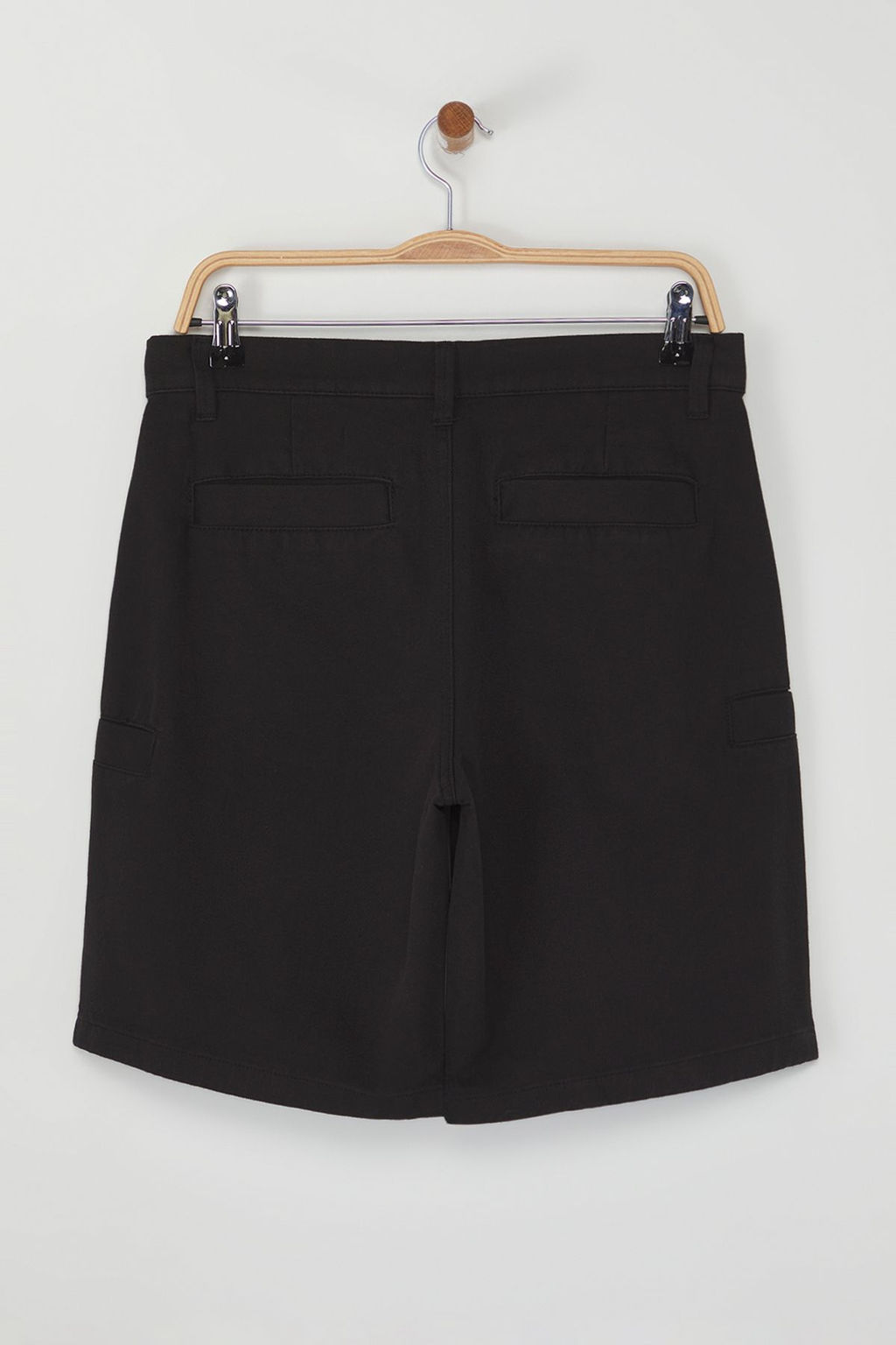 TRENDYOL MAN Limited Edition Erkek Siyah Gabardin Brit Kapamal? Yan Cep Detayl? Sort & Bermuda TMNSS25SR00026 - Trendyolmilla фото 6