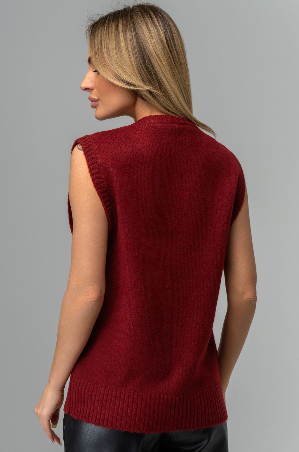 Женский вязаный жилет Happyfox