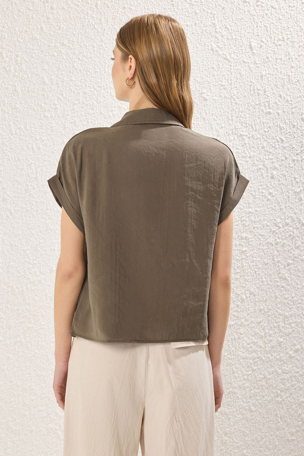 Haki Modal Kumas Regular Normal Kal?p K?sa Kol Dokuma Gomlek TWOSS25GO00093 - Trendyolmilla фото 4