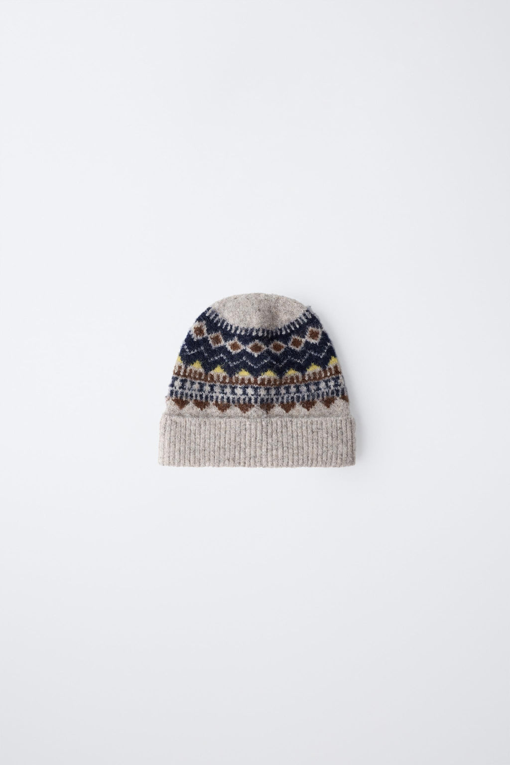 JACQUARD KNIT BEANIE