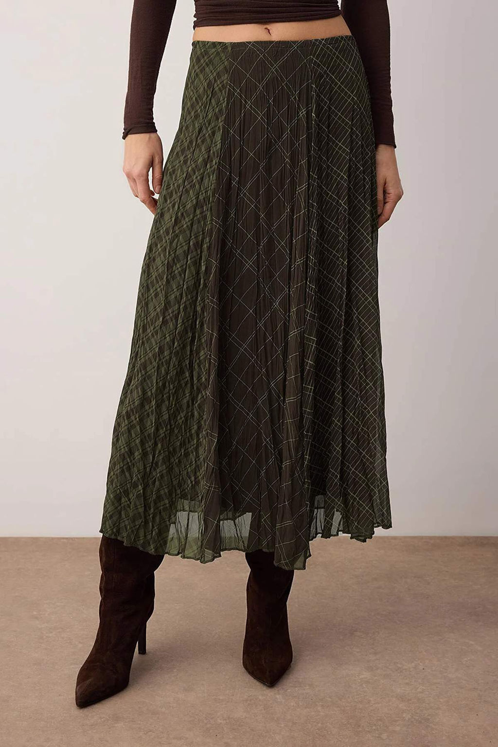 Haki-Kahverengi Ekoseli Astarl? Sifon K?r?s?k Efektli Maxi Asimetrik Etek TWOSS26ET00045