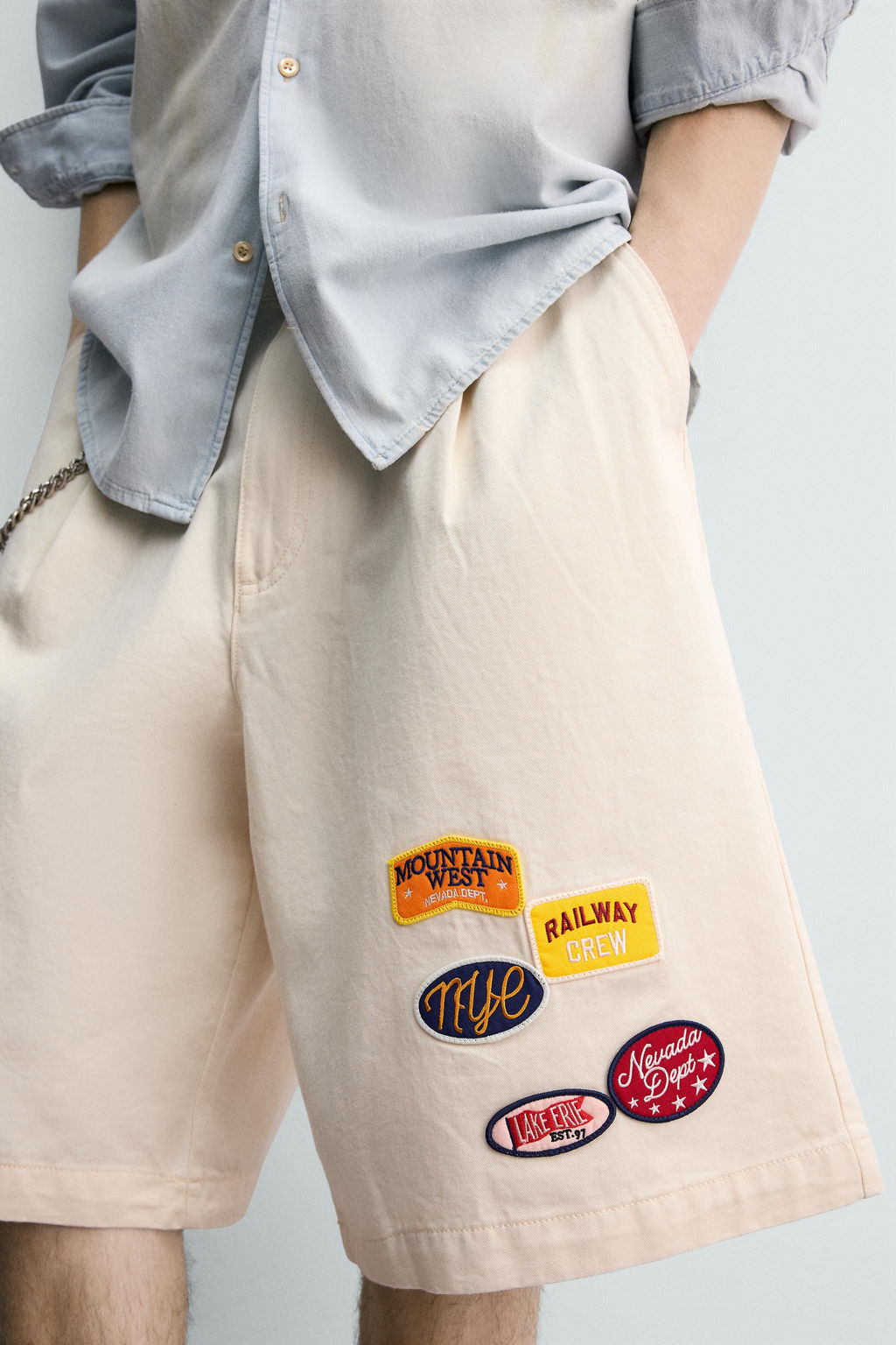 BERMUDA BAGGY FIT PARCHES / Beige