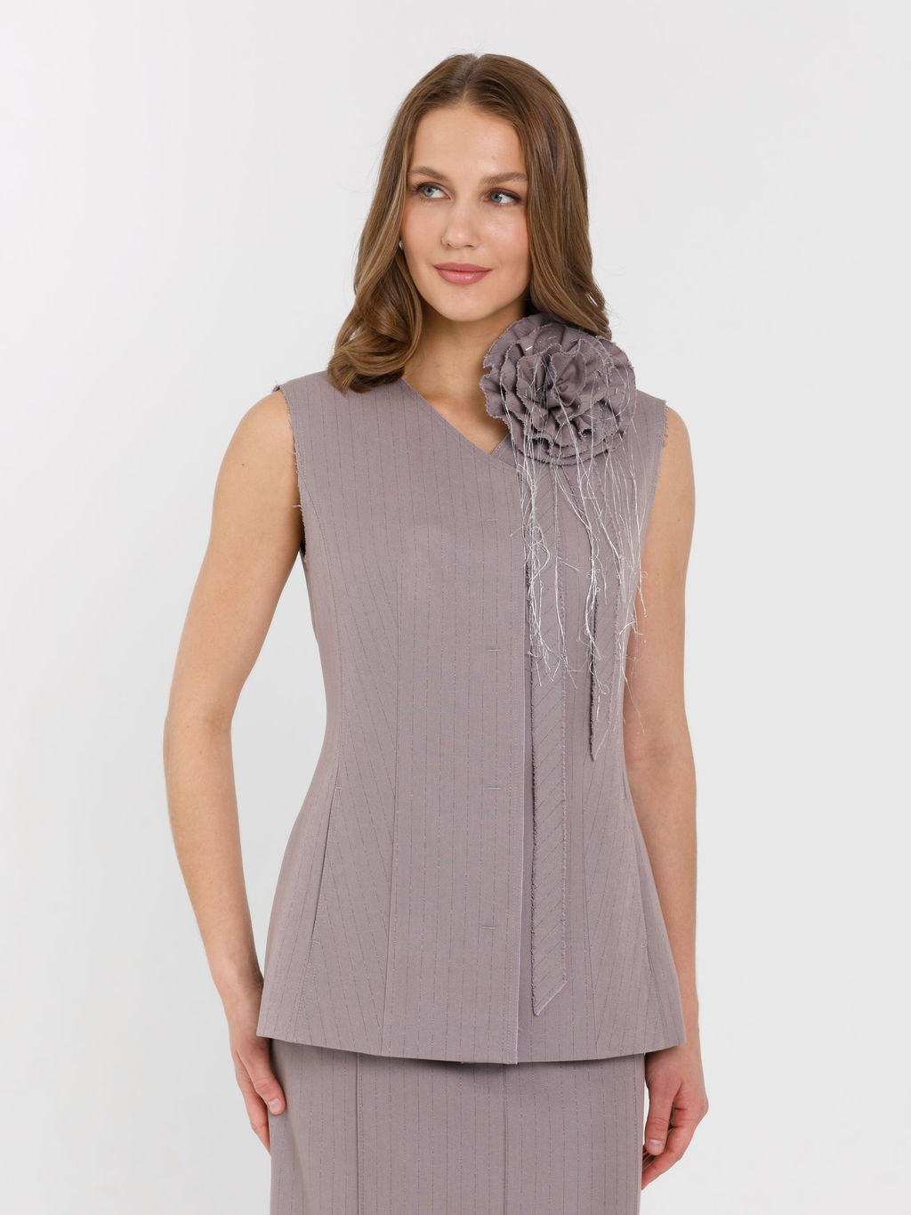 Брошь-цветок