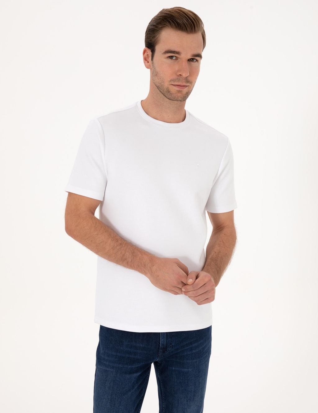 Beyaz Regular Fit Ti__rt