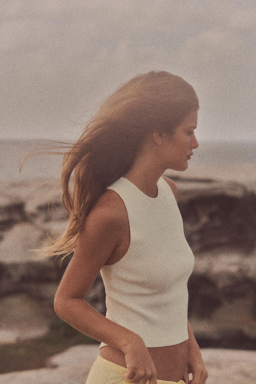 KNIT CUT-OUT BACK TOP - Zara фото 11