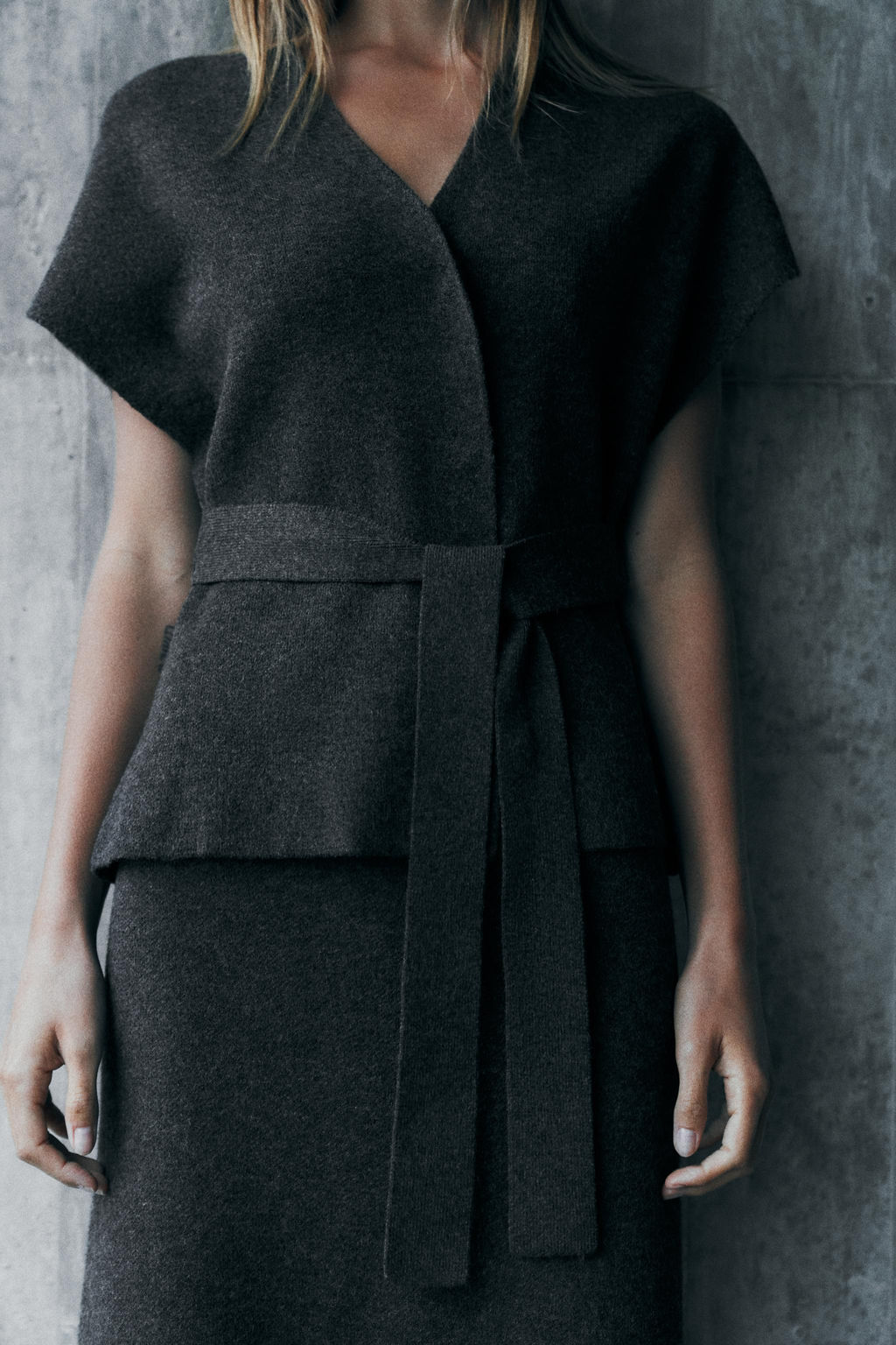 KNIT WAISTCOAT WITH BELT - Zara фото 18