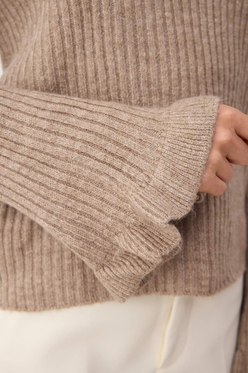 Pudra Yumusak Dokulu Kol Volanl? Triko Kazak TWOAW26KZ00085 - Trendyolmilla фото 9