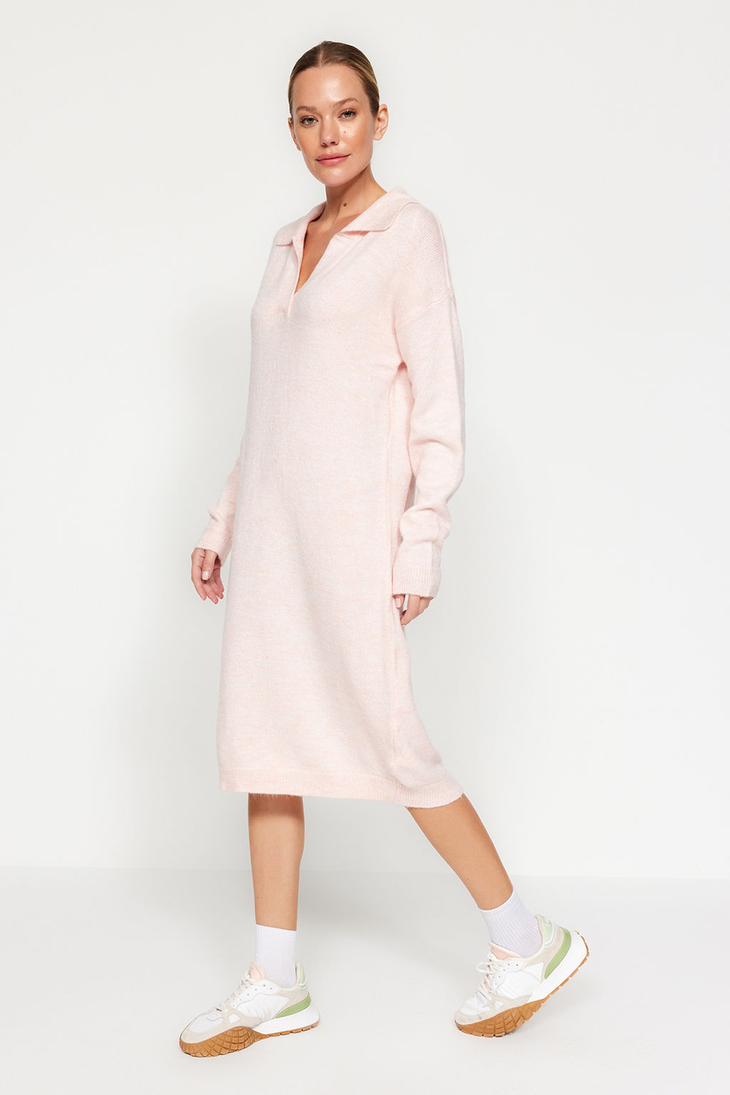 Pudra More Sustainable Midi Triko Yumusak Dokulu Elbise TWOAW24EL00520
