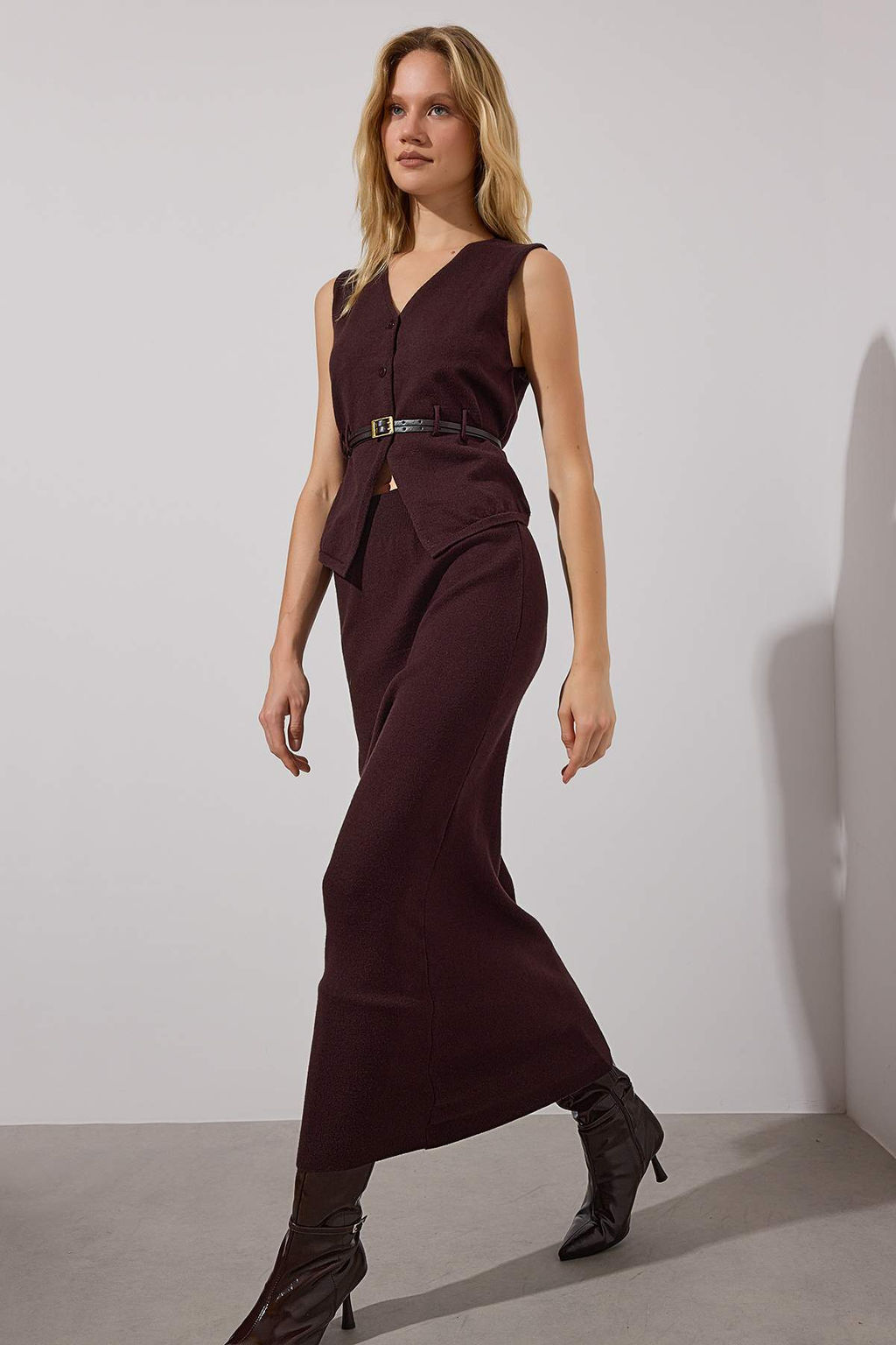 Limited Edition Kahverengi Premium Iplik/Ozel Iplik Triko Etek TWOAW26ET00050 - Trendyolmilla фото 2