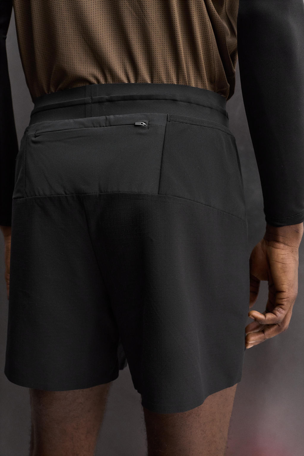 COLOUR BLOCK RUNNING SHORTS - Zara фото 14