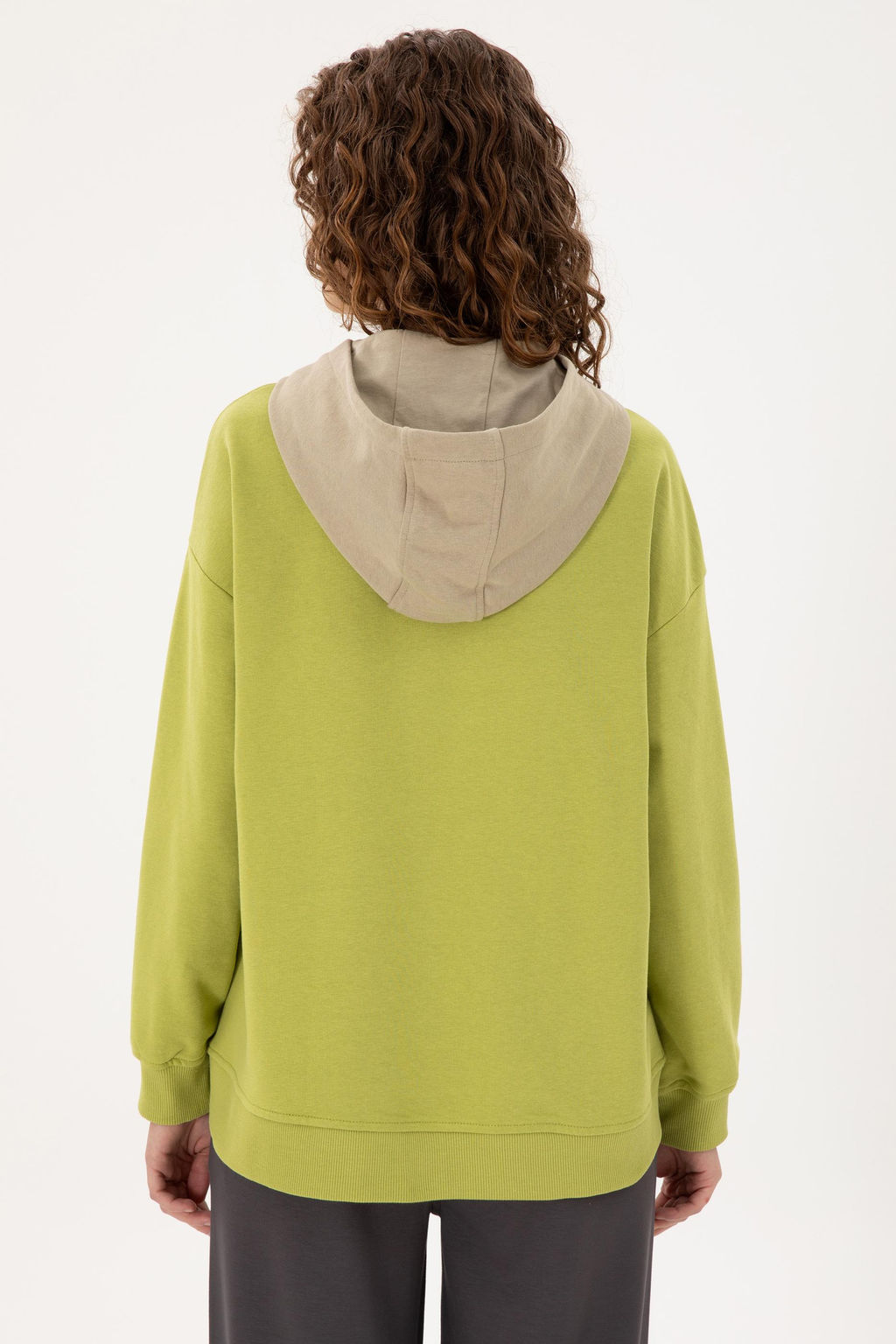 Женский свитшот фисташкового зеленого цвета Неожиданная скидка в корзине - U.s. polo assn фото 5