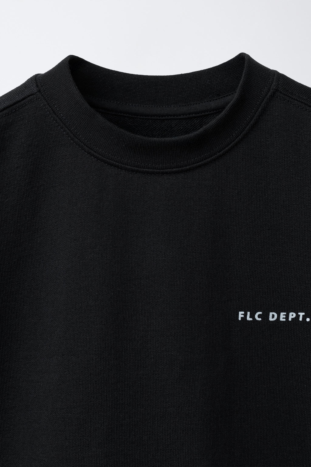 SUDADERA MANGA CORTA TEXTO RELIEVE / Negro - Zara фото 3