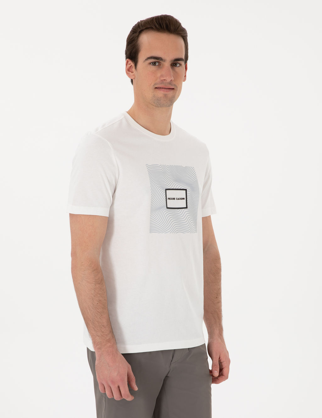 Ekru Regular Fit Is_ya Duyarl_ Renk De_i_tiren Bask_ _er_eveli Ti__rt