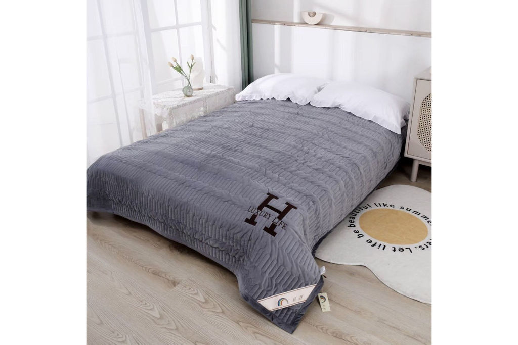 Покрывало велюровое А189, №5 в ассортименте