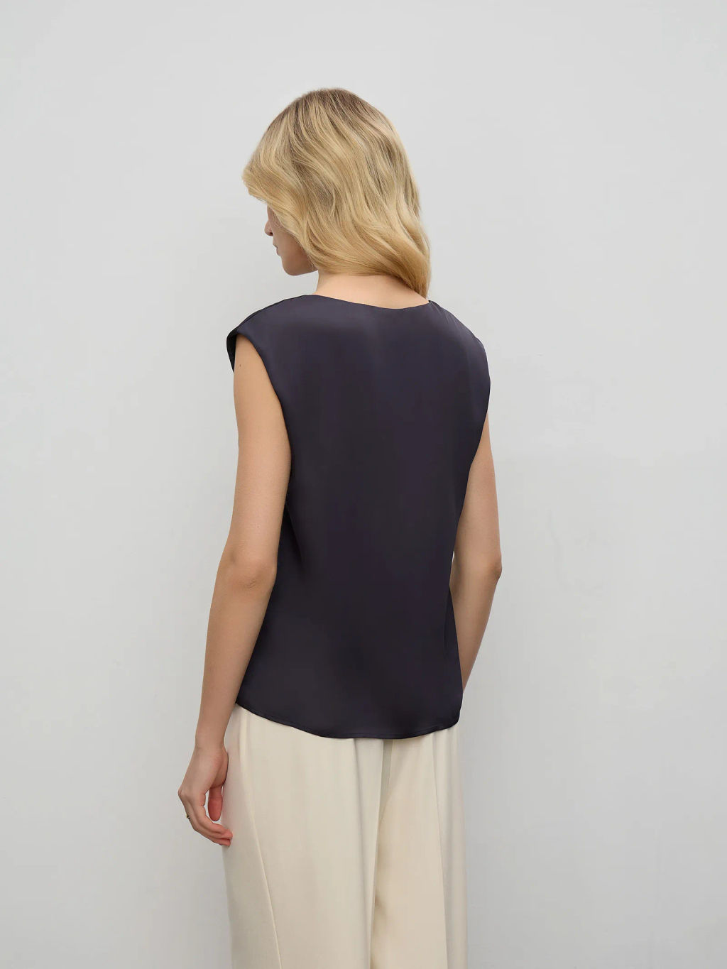 Однотонный топ - Emka фото 4