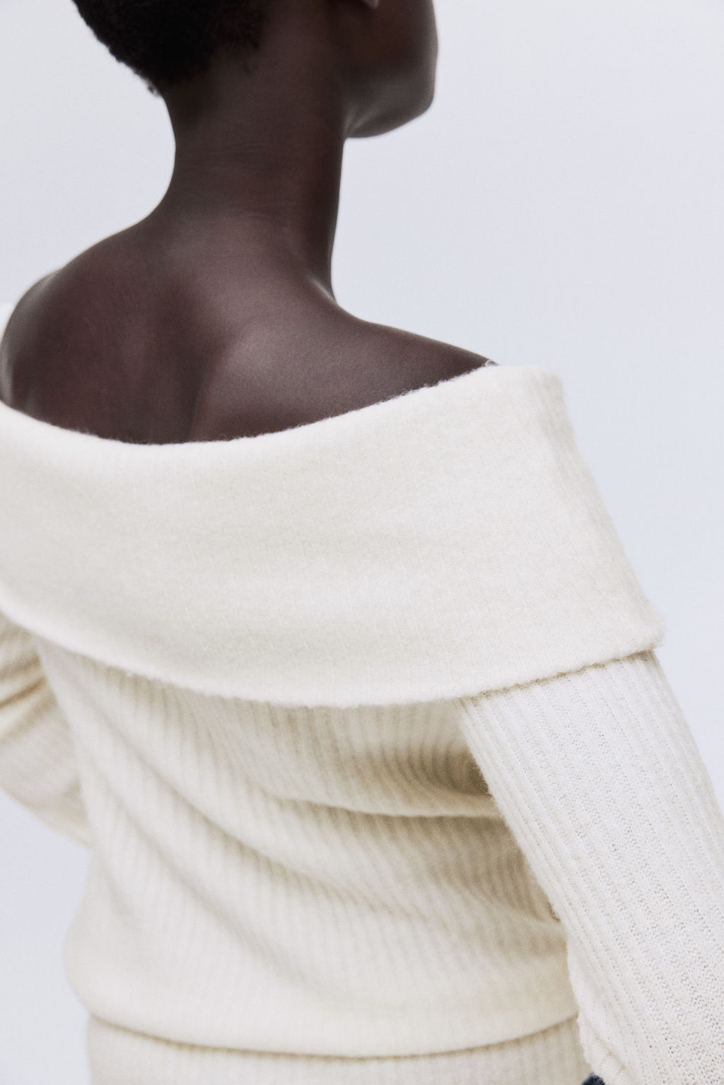 Top off-the-shoulder en punto de canal? - H&m фото 6